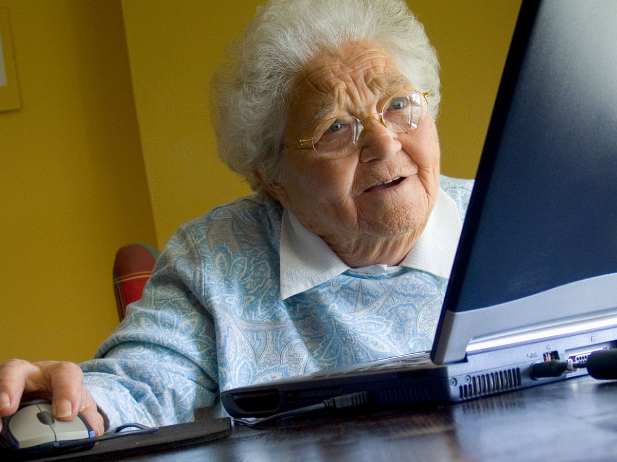 Κοινωνική Μέριμνα Μοσχάτου - Ψηφιακή παρεούλα στους παππούδες και τις γιαγιάδες