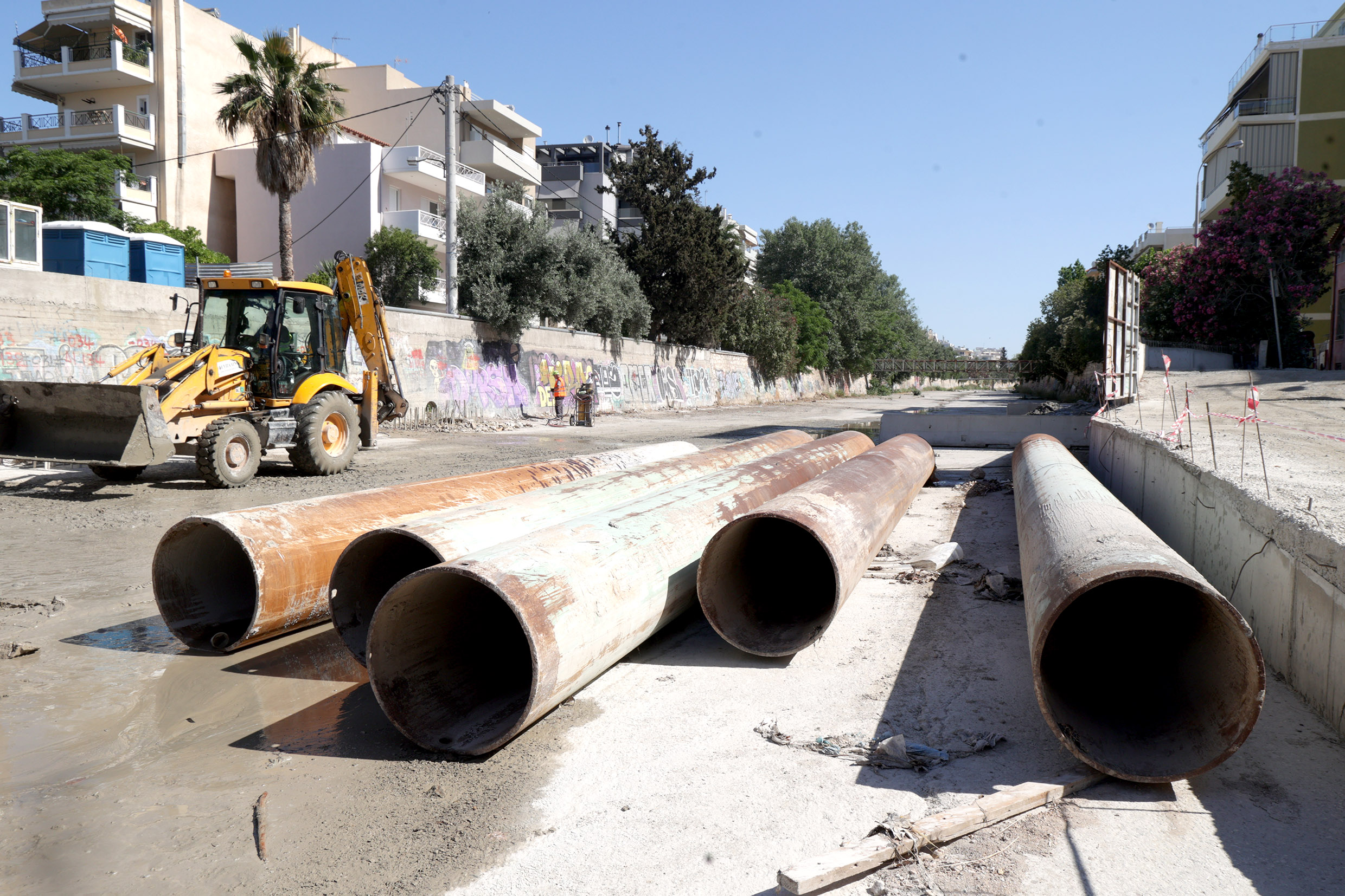 Αντιπλημμυρική θωράκιση και νέο νηπιαγωγείο στην Καλλιθέα: Ο Νίκος Χαρδαλιάς ξεμπλοκάρει έργα δεκαετιών