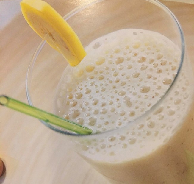 Μιλκ σέικ μπανάνα ( Banana Milkshake)