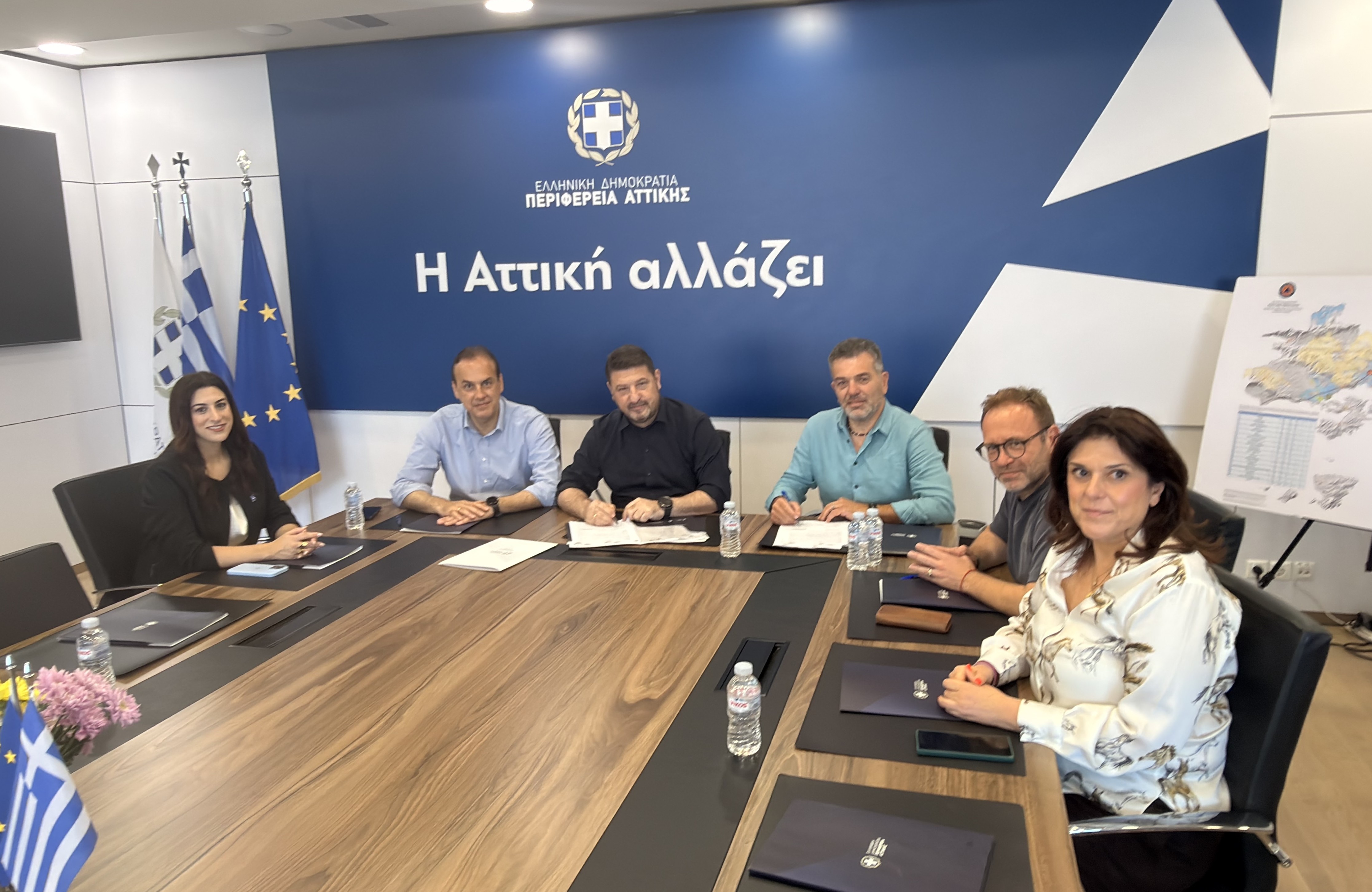 Μεγάλο αντιπλημμυρικό έργο στην Άνω Γλυφάδα: Υπογράφηκε η σύμβαση ύψους 2,81 εκατ. ευρώ από τον Ν. Χαρδαλιά