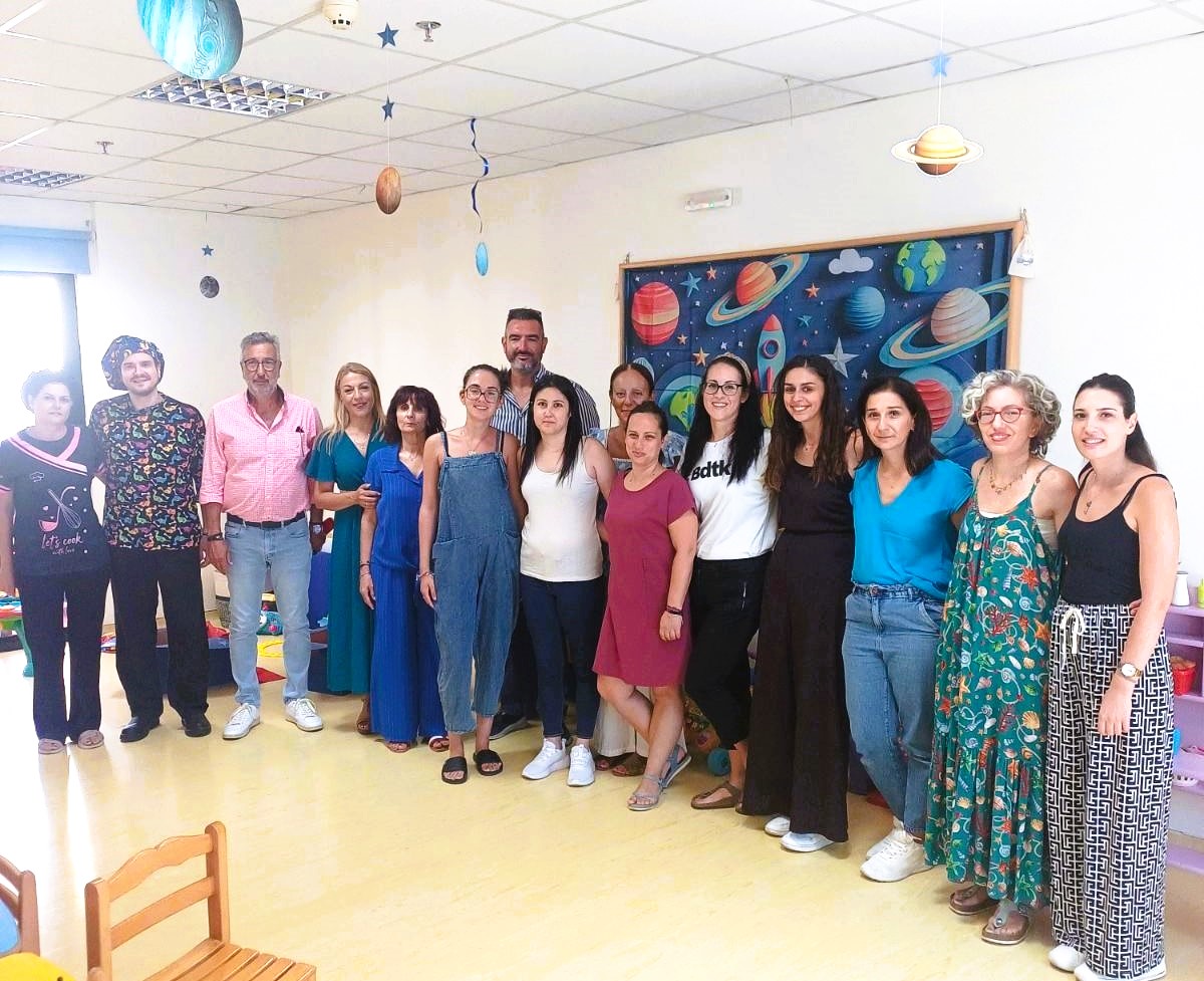 Παιδικά Γέλια Γεμίζουν τους Σταθμούς του Αγίου Δημητρίου για τη Νέα Σχολική Χρονιά