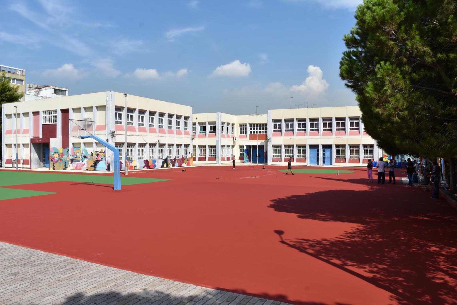 Έτοιμα τα σχολεία Μοσχάτου-Ταύρου για τη νέα σχολική χρονιά